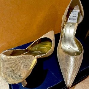 Anne Klein  AKCHRISTA GOLD LEATHER heels